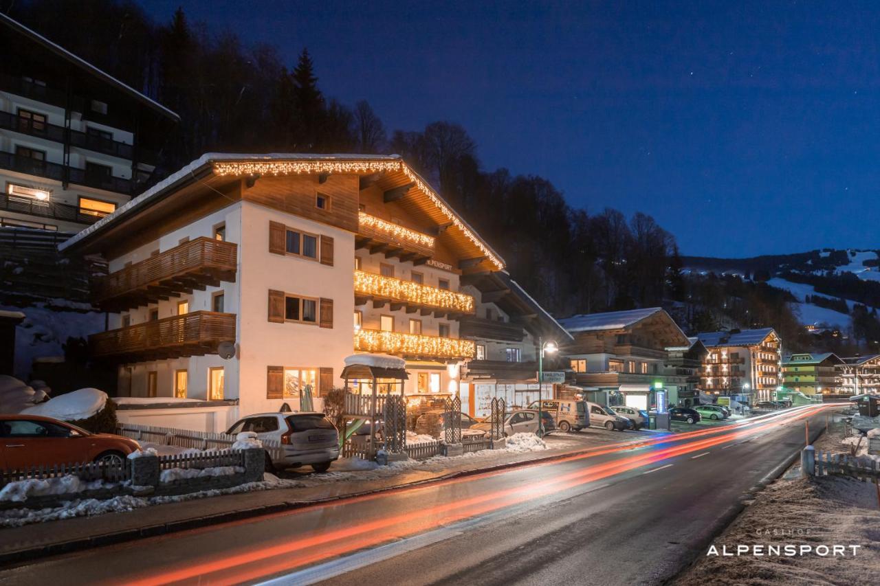 Gasthof Alpensport - Joker Card Included Saalbach-Hinterglemm Exteriér fotografie